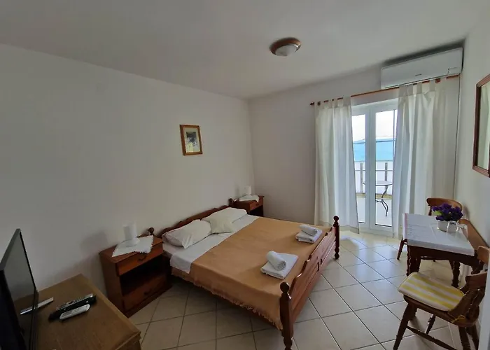 Bed & Breakfast Gabriel Pag Town