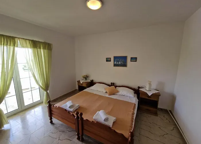 Bed & Breakfast Gabriel Pag Town